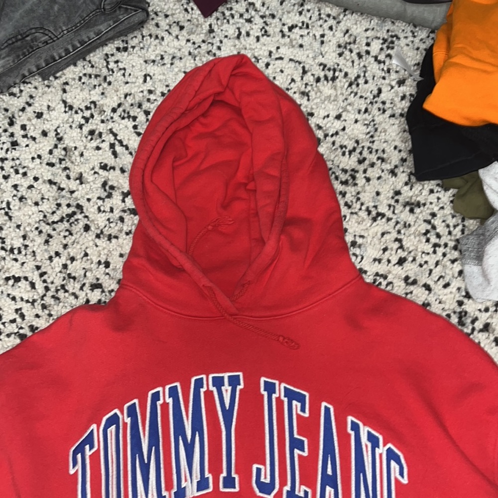 Tommy jeans men’s small red hoodie - Picture 2 of 5